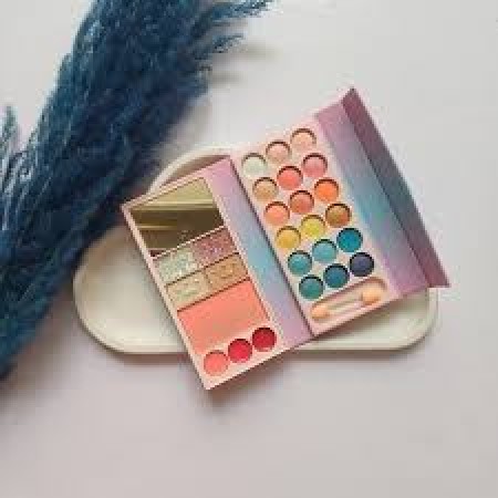 TUTU TIME Sweet Dream Makeup Palette