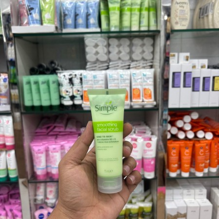 Simple Smoothing Facial Scrub (75ml, UK)
