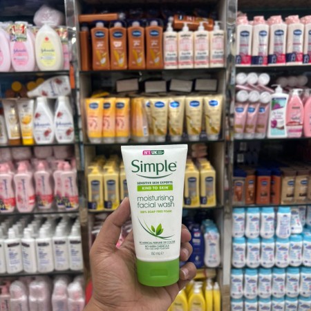 Simple Moisturising Facial Wash 150ml