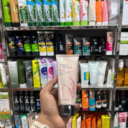 The Face Shop Rice Water Bright Foaming Cleanser 150ml