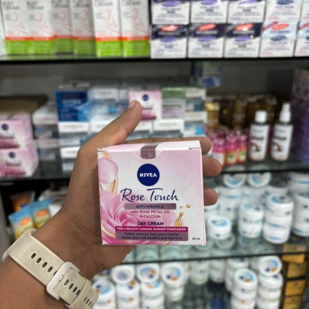 NIVEA Rose Touch Anti-Wrinkle Day Cream 50ml