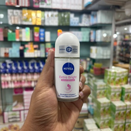 NIVEA Female Roll On Extra Brightening