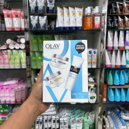Olay Natural Aura All-in-One Glow Regimen Pack