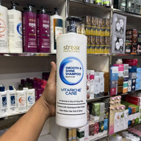 Streax Professional Vitariche Care Smooth & Shine Shampoo-1.5 Litter
