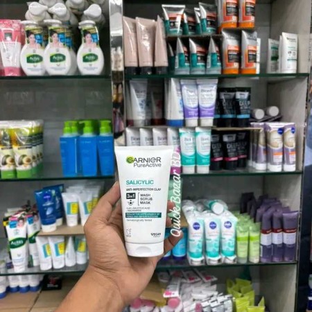 Garnier Pure Active Salicylic Acid 3-in-1 (Wash + Scrub + Mask)-150ml